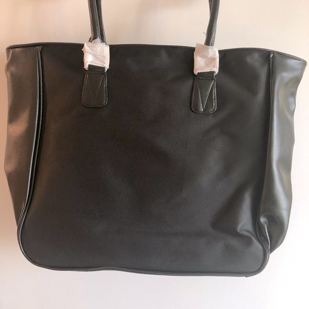 **FREE ADD-ON**CRABTREE AND EVELYN BLACK TOTE